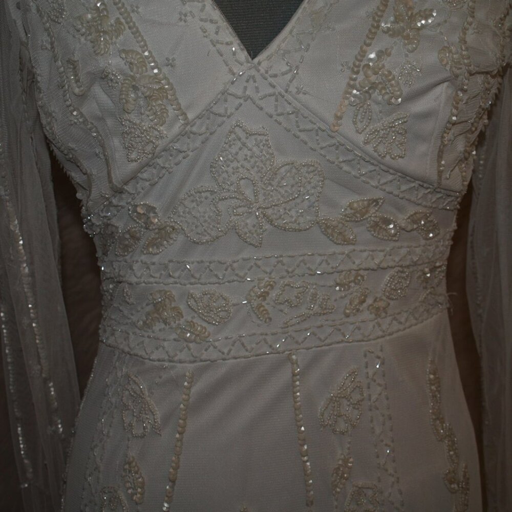 Long White DRESS HEAVY Duty Beaded Size S BY LULUS USED FOR PHOTO SHOOT